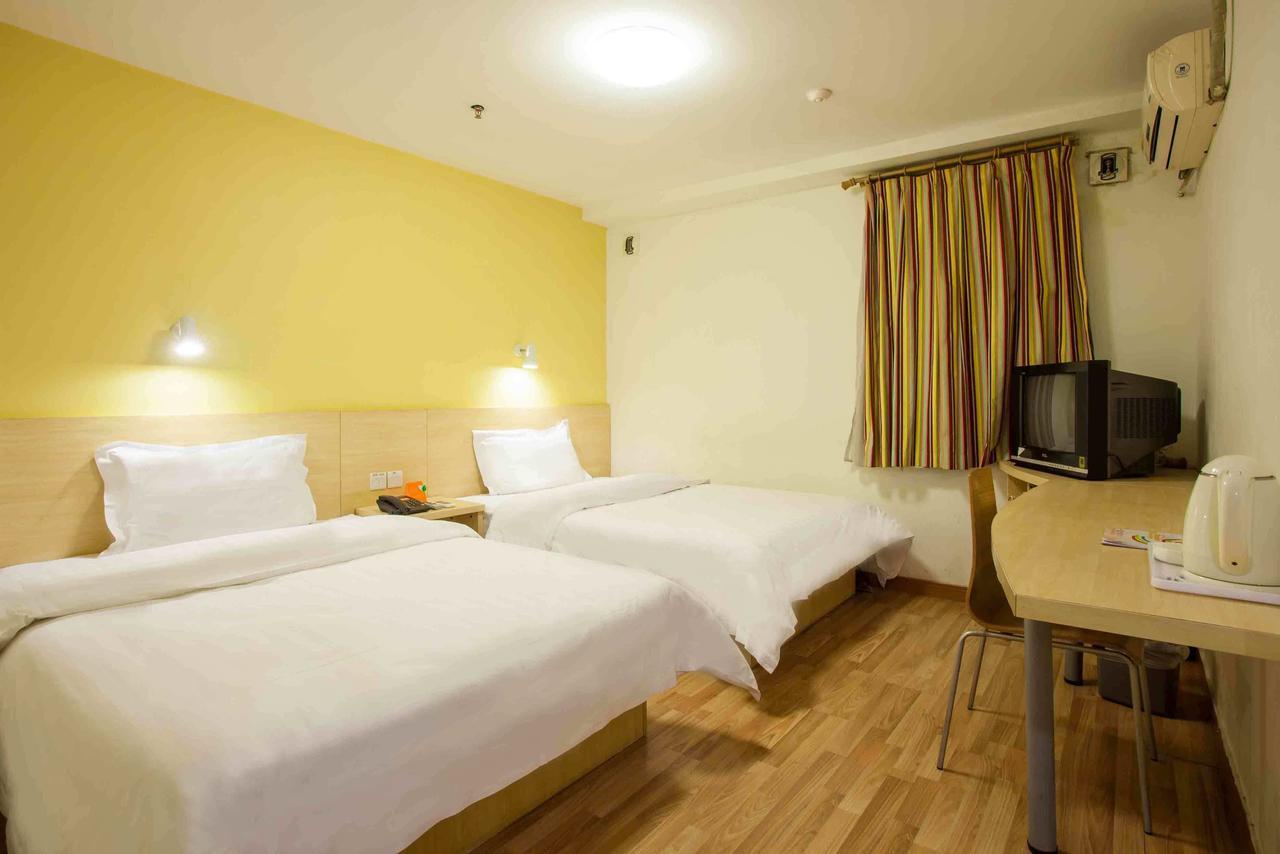 7Days Inn Huaihua Mayang Binhe Road Екстериор снимка