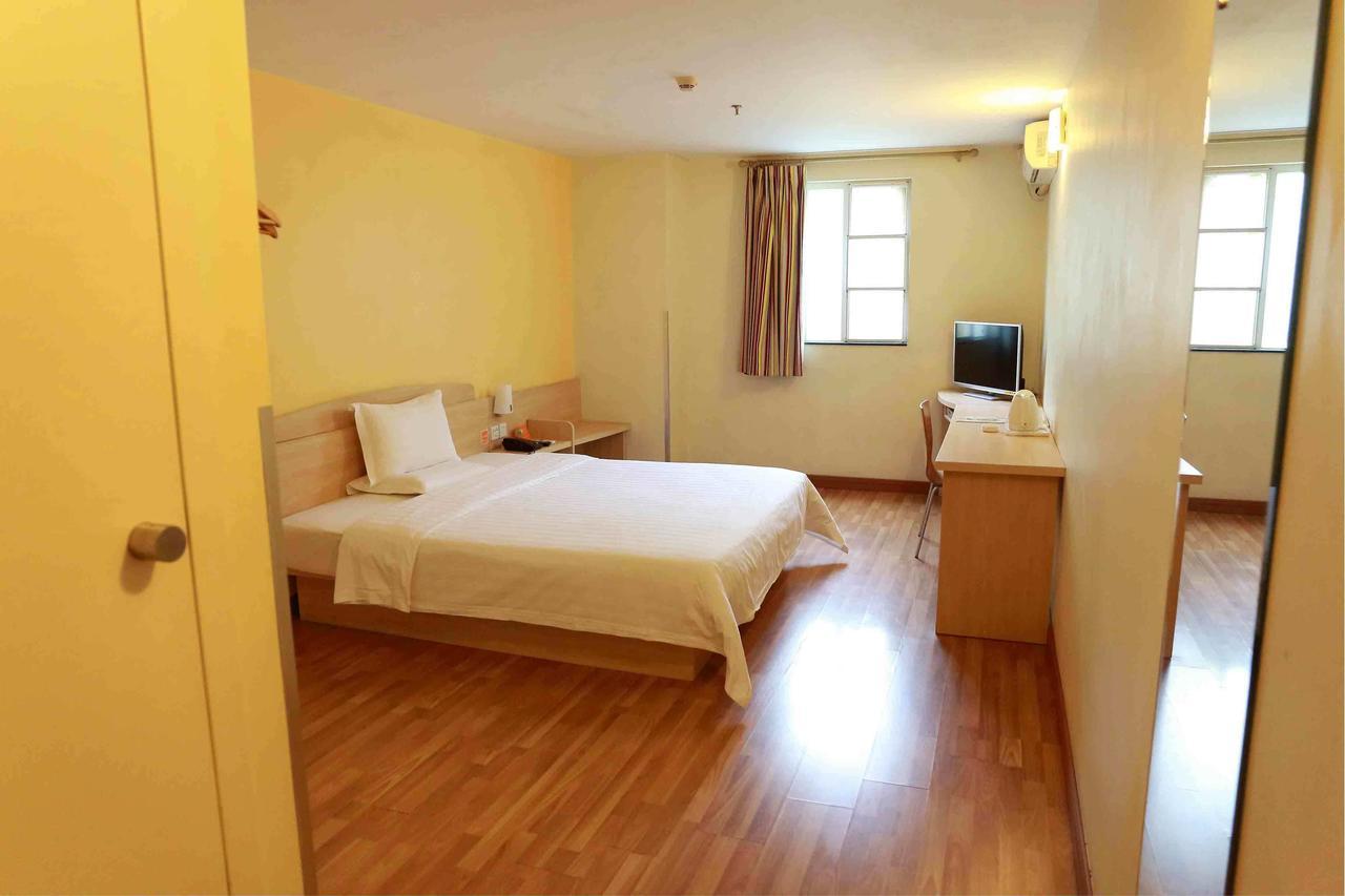 7Days Inn Huaihua Mayang Binhe Road Екстериор снимка
