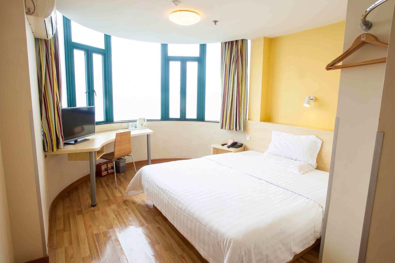 7Days Inn Huaihua Mayang Binhe Road Екстериор снимка